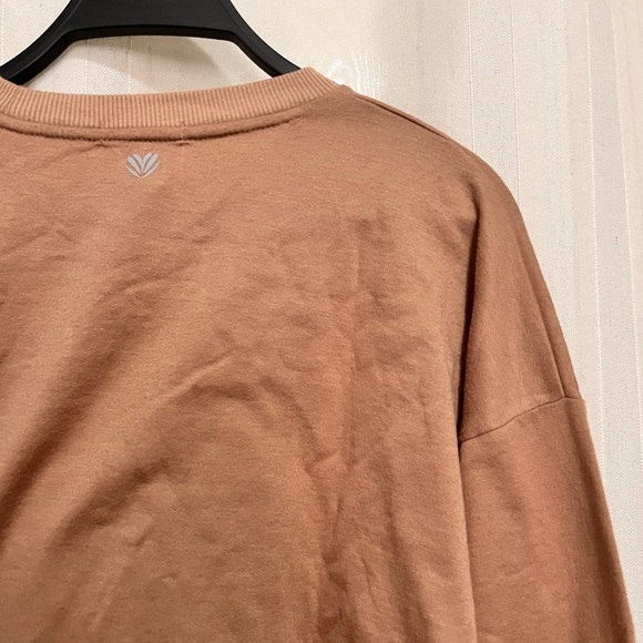 FOREVER 21 Sweater - Picture 4 of 7